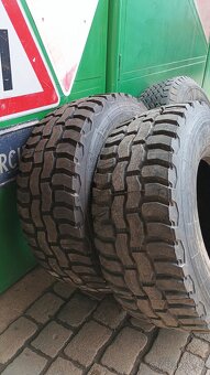 Koupím pneu na Tatra 813 - 3