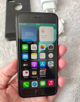 Predám - Apple iPhone SE 2020 64GB Black - 3
