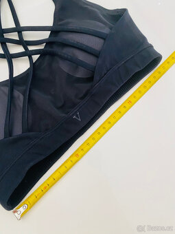 Sportovní podprsenka Victoria's Secret, vel. XS - 3