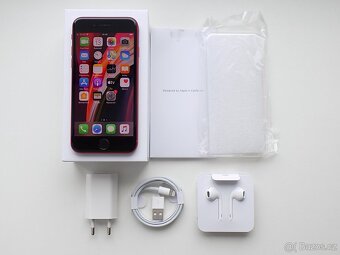 APPLE iPhone SE (2020) 128GB Red - ZÁRUKA - 100% BATERIE - 3