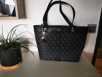 Kabelka Guess - 3