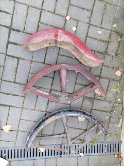 blatniky panelka pionýr a čz - 3