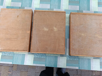 Výstavní box-dřevený proskleny - 3