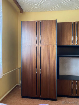 Stará obývací stěna - 3