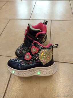 Dětské blikací boty - 3