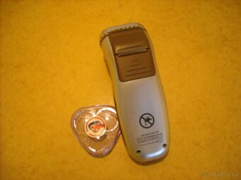 Holící strojek - 3