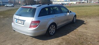 Mercedes-Benz W204 - 3