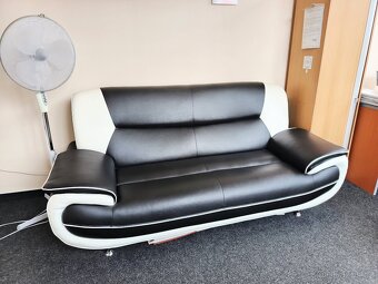 🔹 PRODÁM ZÁNOVNÍ VYBAVENÍ KANCELÁŘE – LEVNĚ 🔹 - 3