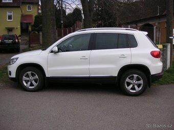 Volkswagen Tiguan 2.0 TDi 4Motion XENON ALCANTARA NAVI TAŽNÉ - 3