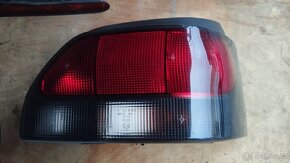 3 Zadní světla Renault Clio 1992 vč. třetího brzdového - 3