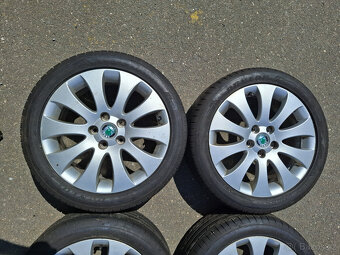 Letní alu kola Superb II 225/45/17 5x112 ET49 - 3