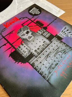 Voivod – Dimension Hatröss - 3