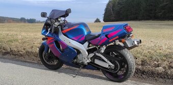 Yamaha YZF 750 R - 3