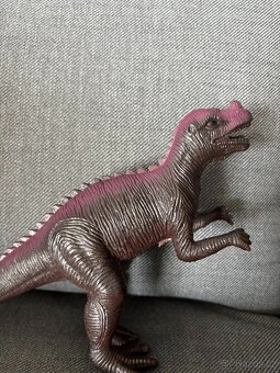 Dinosaurus - 3