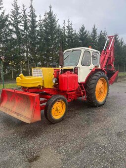 Prodam traktor bagr Belorus EO 2621 motor D 65. - 3