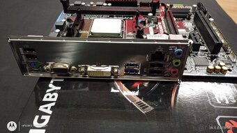 Komponenty a Celé PC, VŠE Funkční... - 3