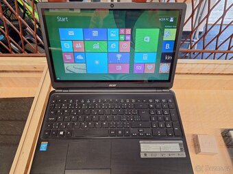 Acer Aspire E1 Z5WE3 Pentium/4GB/500GB - 3