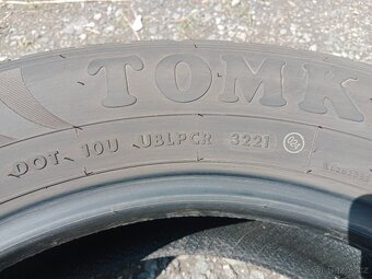 Pneu SUV 215/65R17 99V - 3