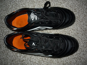 Turfy, tenisky Umbro vel 36,stélka 22cm - 3