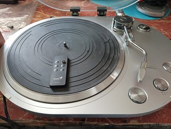 Hifi reprosoustava Génius a gramofon. - 3