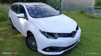 Toyota Auris 1.4 D-4D 66kw Active Touring Sport r.v.2018/5 - 3