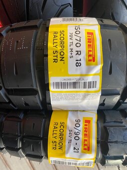 pneu Pirelli STR 90/90-21 54V a 150/70-17 70V dot 2025 - 3