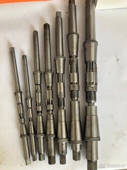 Výstružníky se středícími kužely pro více souosých otvorů - 3