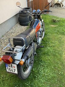 Honda XL250 - 3