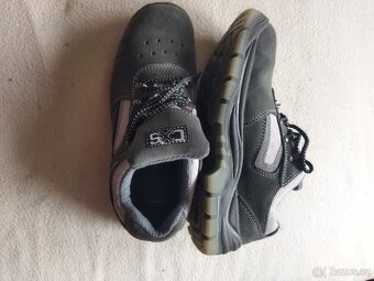 Pracovní boty vel 43 - 3