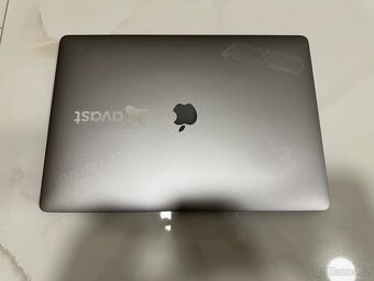 Apple MacBook Pro - 3