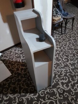 Odkládací stolek - 3