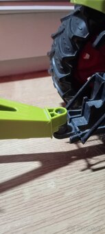 Claas Rollant 250 balíkovač BRUDER - 3