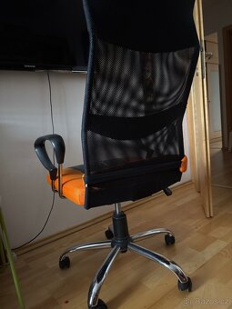 Kancelářské křeslo - 3
