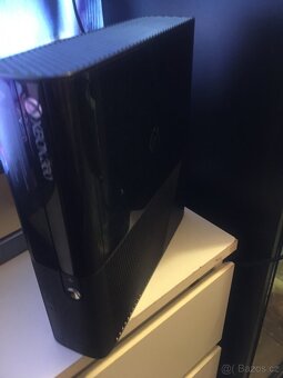 Prodám XBOX360 plus KINECT - 3