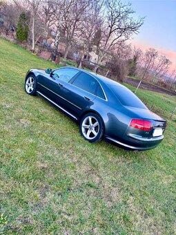 Audi A8 D3 - 3