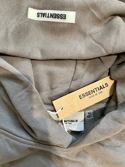 Essentials mikina olive - 3