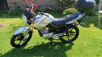 Yamaha YBR 125 - 3