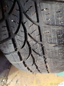 Prodám zimní pneu na alu kolech 5x112 r16 ET 50 - 3