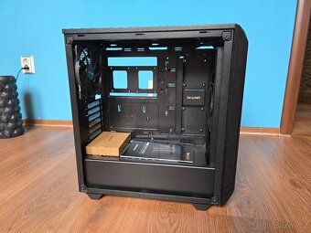 Počítačová skříň Be Quiet PURE BASE 500 - 3