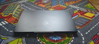 MSI Cyborg 15 - 3