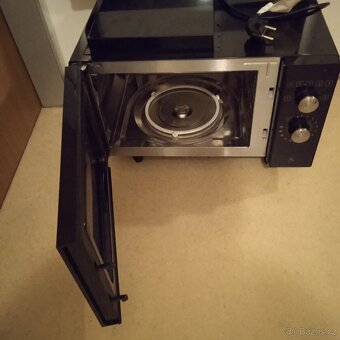 Nefukční vestavná mikrovlnka Gorenje - 3