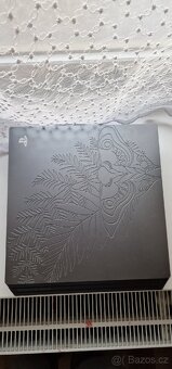 Playstation 4 pro Last of us - 3