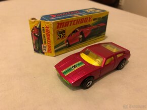 MATCHBOX/LESNEY autíčka - 3
