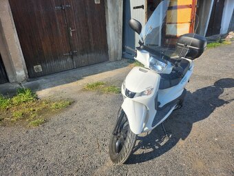 Prodám skútr Peugeot Tweet 125 i - 3