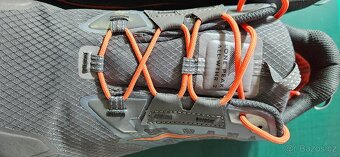 Altra - 3