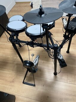 Alesis Nitro Max Kit – používaný, funkční - 3
