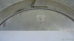 Cínový a kovový talíř - 3