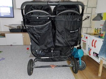 Kočár pro dvojčata...lehoučký - 3