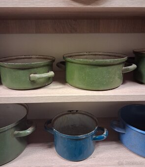 Retro nádobí hrnce - 3