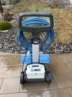 Bazénový vysavač Dolphin Supreme M400 - 3